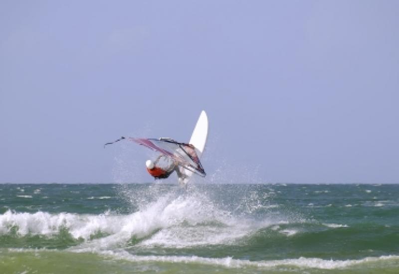 Icarus Surfclub in Zeebrugge